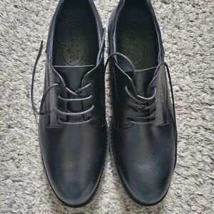 Elegant Black Leather Men's Oxfords